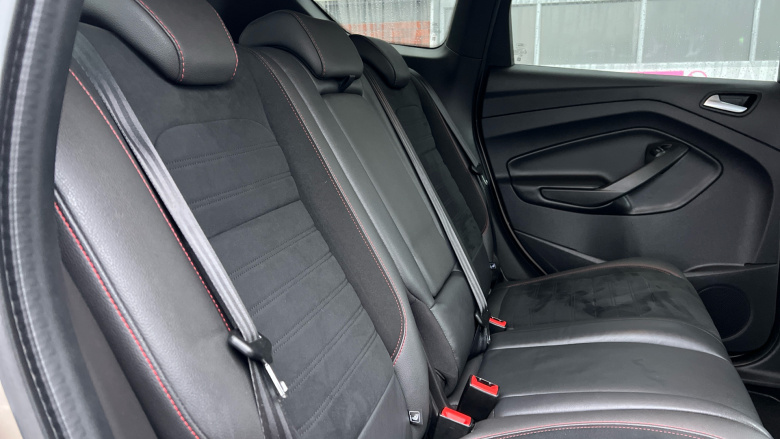 Ford Kuga 1.5 EcoBoost ST-Line 5dr Auto 2WD Petrol Estate